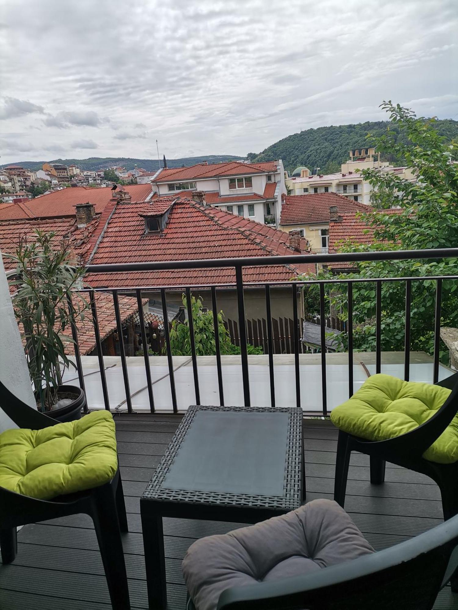 Аврамов Дом - Етаж От Къща Apartman Veliko Tarnovo Kültér fotó